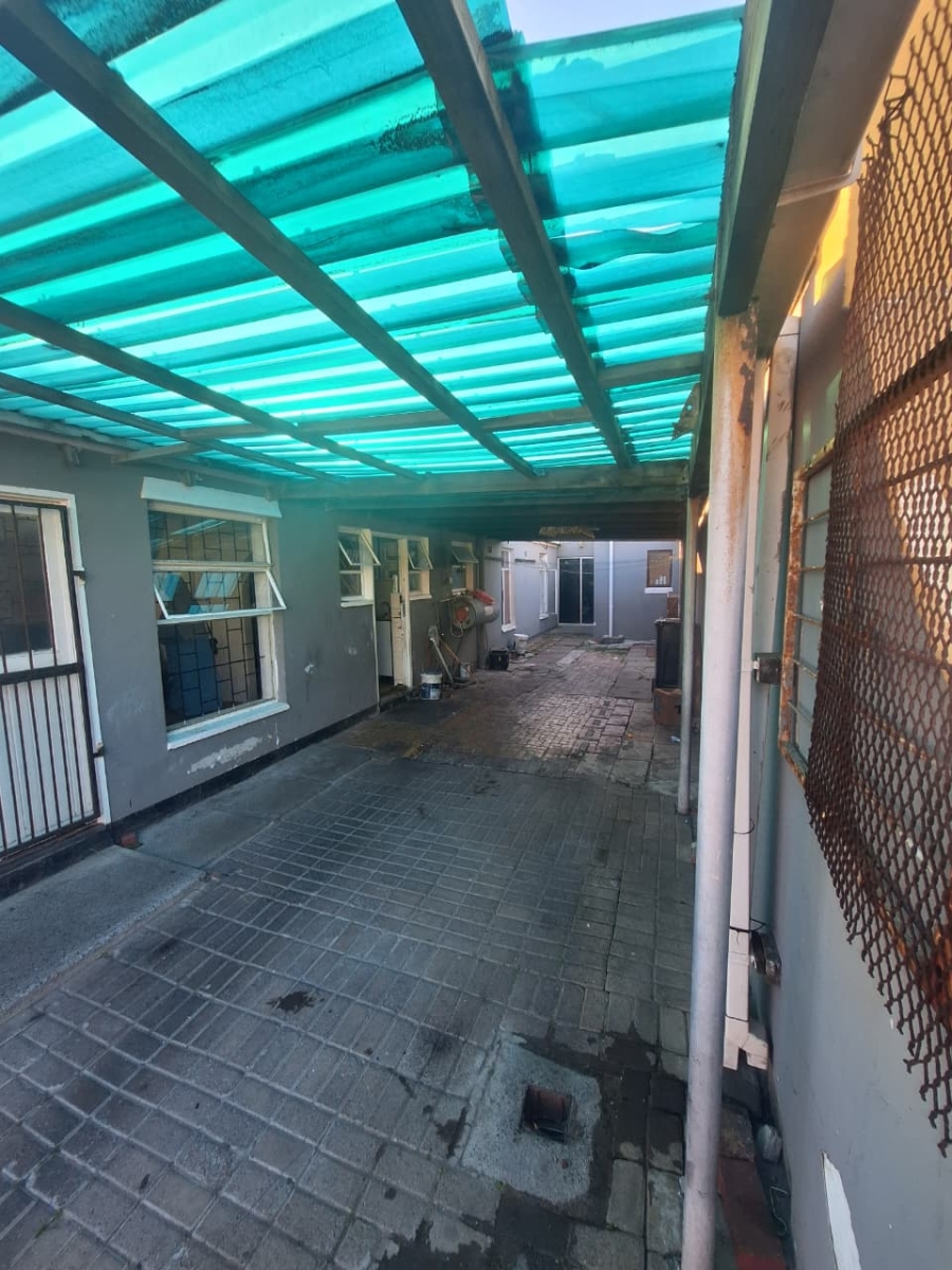 4 Bedroom Property for Sale in Portlands Western Cape